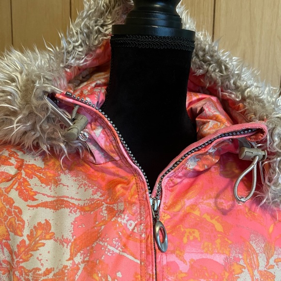 Obermeyer Dharma coat size 12 - Picture 5 of 12